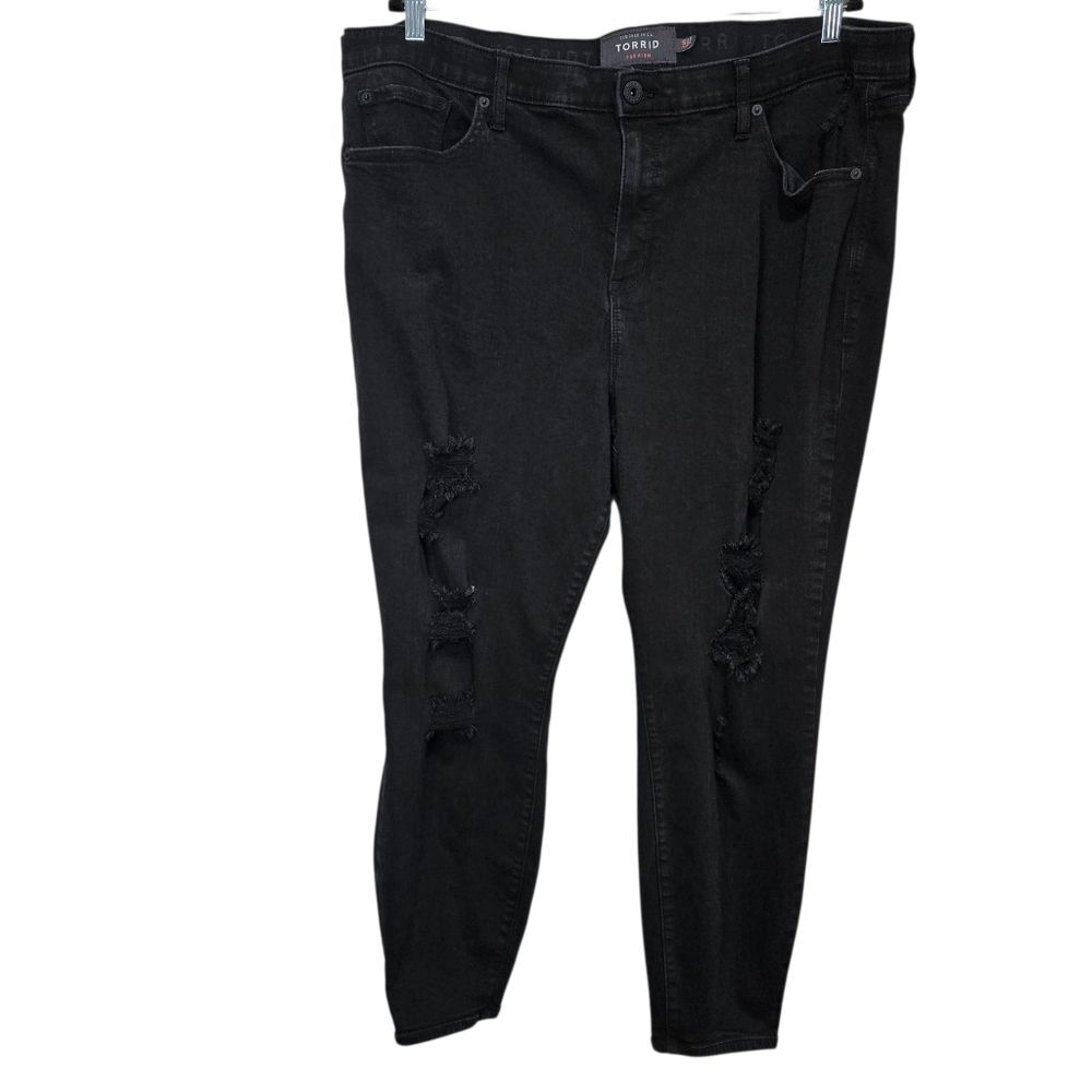 Torrid Premium Black Distressed Women Sky High Skinny Jeans size 24R